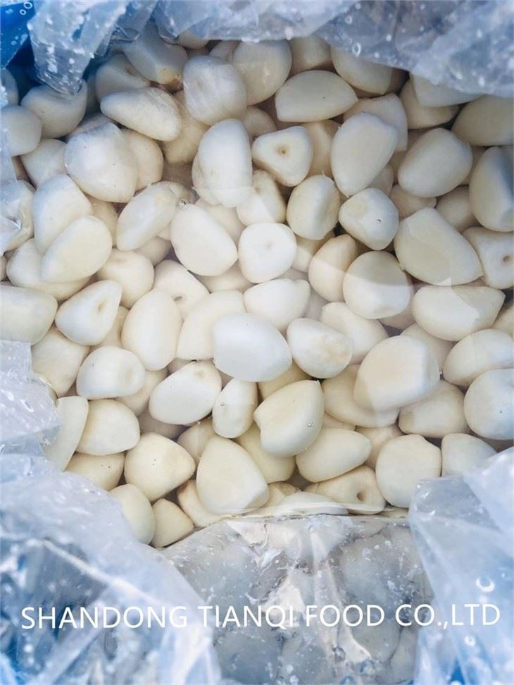 Chinese factory white garlic cloves in brine in drums